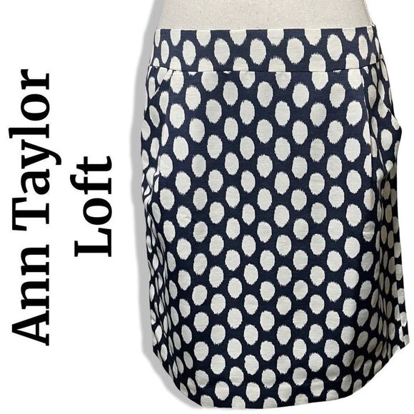 LOFT ANN TAYLOR Textured Navy Skirt W/ Eggshell Polkadots, Hand pockets, Size 6 - Picture 1 of 6